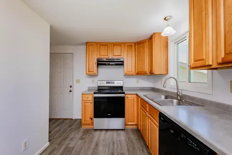 3119-3121 10th Avenue N Fargo ND 58102