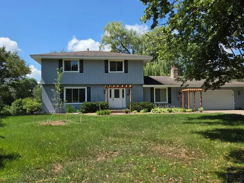 2755 Olive Lane N Plymouth MN 55447