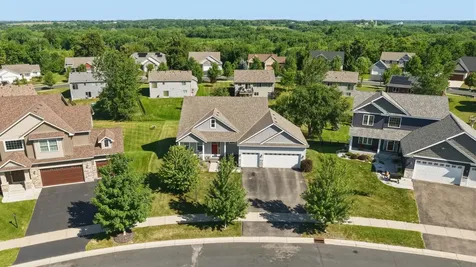 965 Aspen Circle Watertown MN 55388