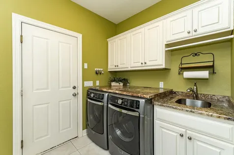 7005 Halifax Lane NW Rochester MN 55901