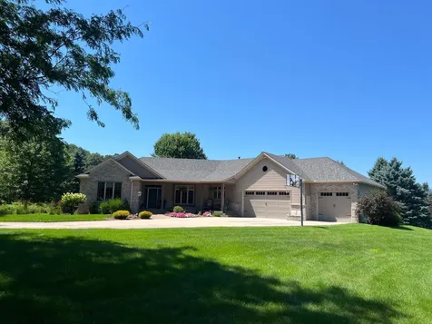 7005 Halifax Lane NW Rochester MN 55901