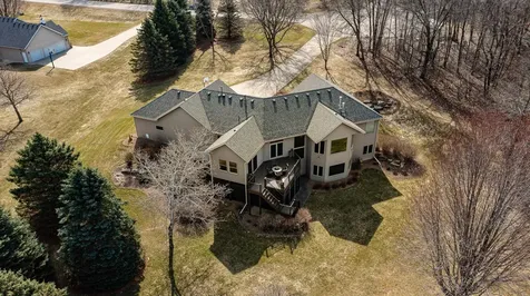 7005 Halifax Lane NW Rochester MN 55901