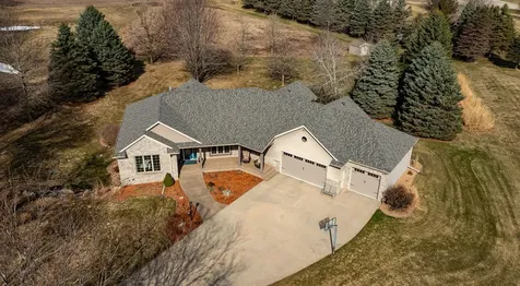7005 Halifax Lane NW Rochester MN 55901
