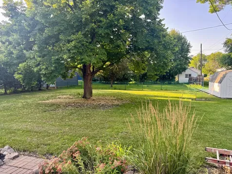 314 Colfax Avenue NW Renville MN 56284