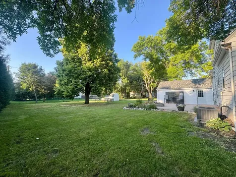 314 Colfax Avenue NW Renville MN 56284