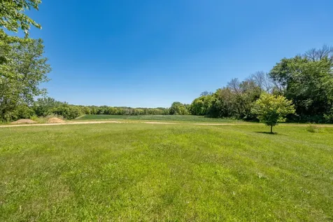13261 Marystown Road Shakopee MN 55379