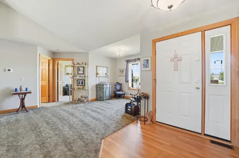 38249 Everton Avenue North Branch MN 55056