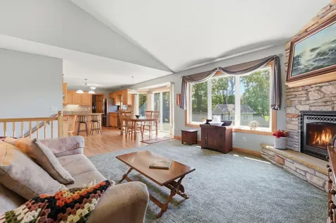 38249 Everton Avenue North Branch MN 55056