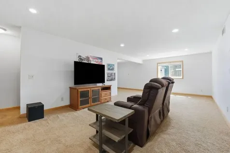 38249 Everton Avenue North Branch MN 55056