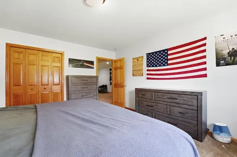 38249 Everton Avenue North Branch MN 55056