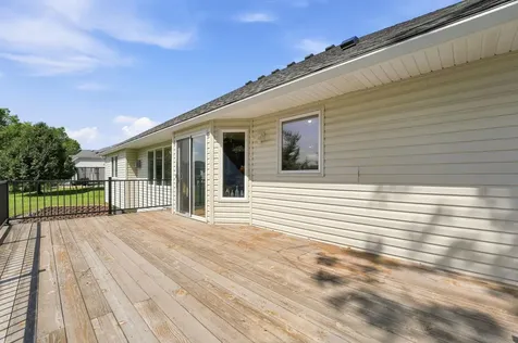 38249 Everton Avenue North Branch MN 55056