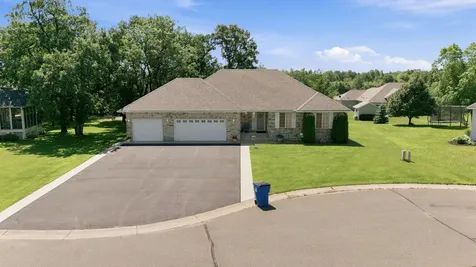 38249 Everton Avenue North Branch MN 55056