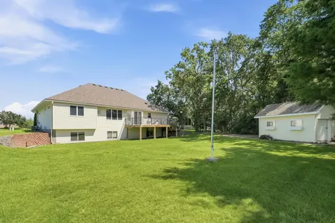38249 Everton Avenue North Branch MN 55056