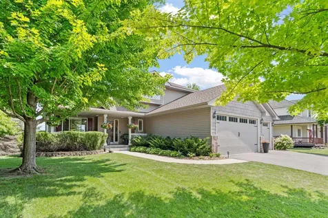 13012 Oakwood Drive Rogers MN 55374