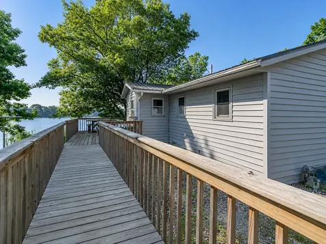 46167 Jefferson Lake Drive Cleveland MN 56017