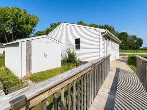 46167 Jefferson Lake Drive Cleveland MN 56017