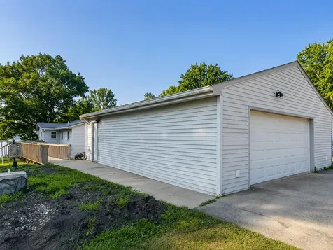 46167 Jefferson Lake Drive Cleveland MN 56017