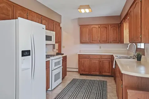 403 Jane Street E Morristown MN 55052