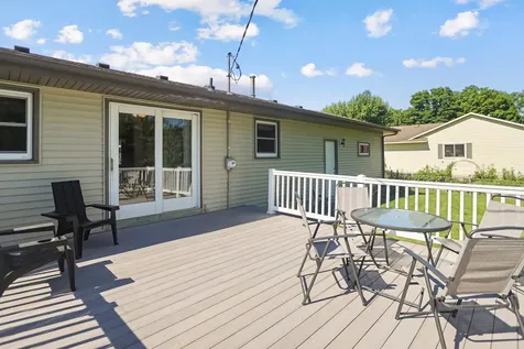 403 Jane Street E Morristown MN 55052