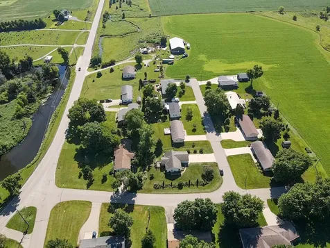 403 Jane Street E Morristown MN 55052