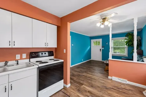2924 Blackstone Avenue Saint Louis Park MN 55416