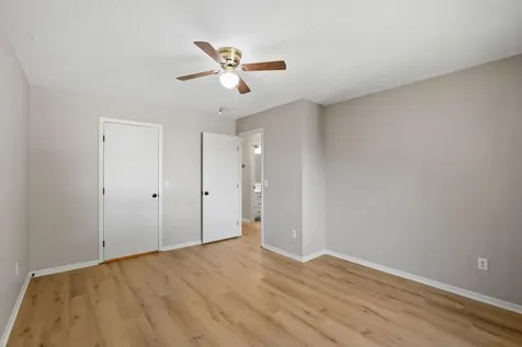 324 Naumkeag Street S Shakopee MN 55379