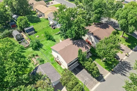 324 Naumkeag Street S Shakopee MN 55379