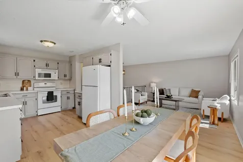 324 Naumkeag Street S Shakopee MN 55379
