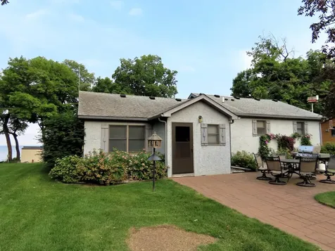 19197 328th Avenue Isle MN 56342