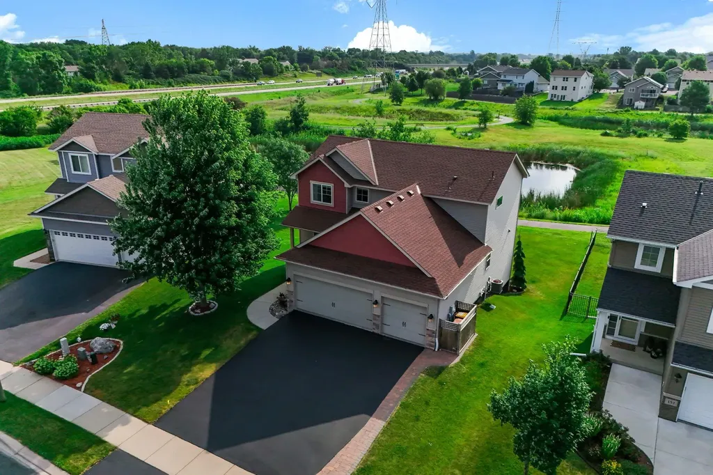 157 Dongola Lane Shakopee MN 55379