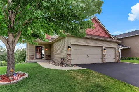 157 Dongola Lane Shakopee MN 55379