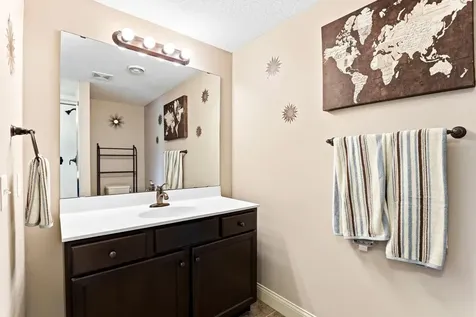 157 Dongola Lane Shakopee MN 55379