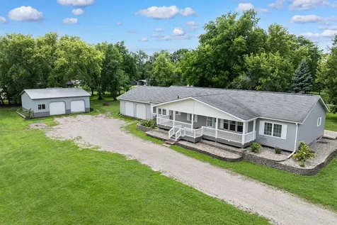 403 W Margaret Street Fairmont MN 56031