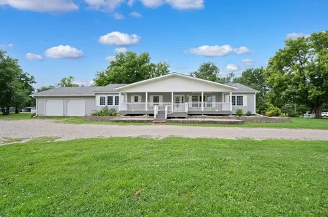 403 W Margaret Street Fairmont MN 56031