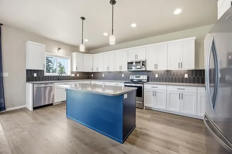 605 Sheyenne Drive Abercrombie ND 58001