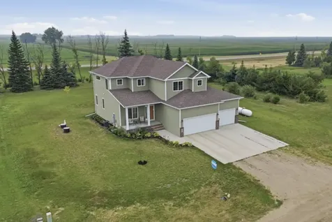 605 Sheyenne Drive Abercrombie ND 58001