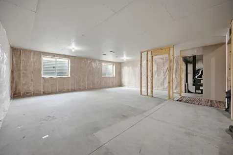 605 Sheyenne Drive Abercrombie ND 58001