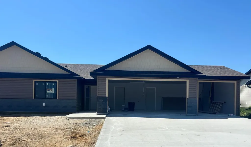 307 11th Street N Goodhue MN 55027