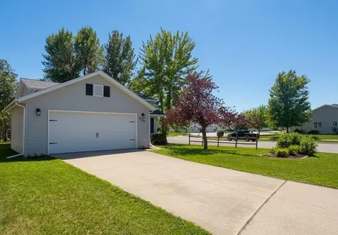 3701 29th Avenue S Moorhead MN 56560