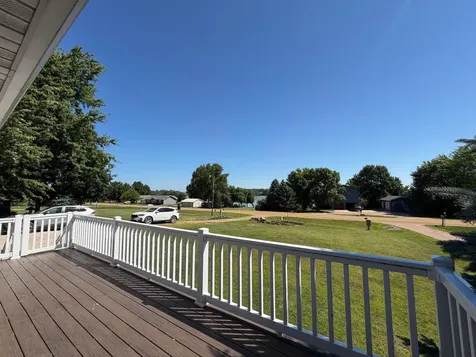 33 Pommier Lane Garvin MN 56132