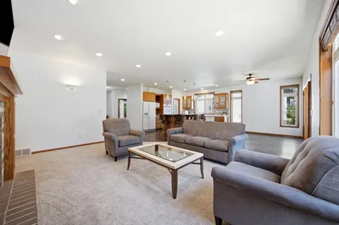 868 32nd Street S Moorhead MN 56560