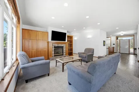 868 32nd Street S Moorhead MN 56560