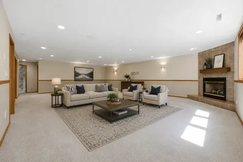 868 32nd Street S Moorhead MN 56560
