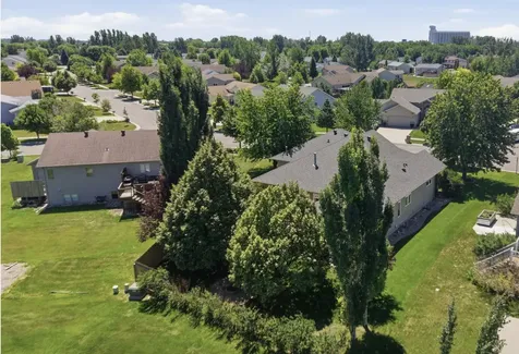 868 32nd Street S Moorhead MN 56560