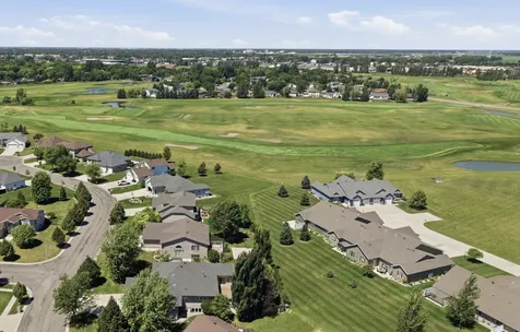 868 32nd Street S Moorhead MN 56560