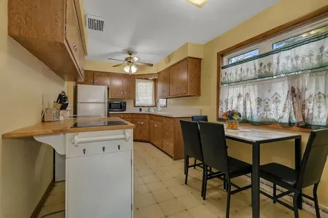 142 25th Avenue N Saint Cloud MN 56303
