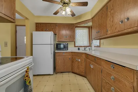 142 25th Avenue N Saint Cloud MN 56303