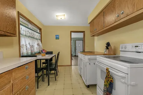 142 25th Avenue N Saint Cloud MN 56303