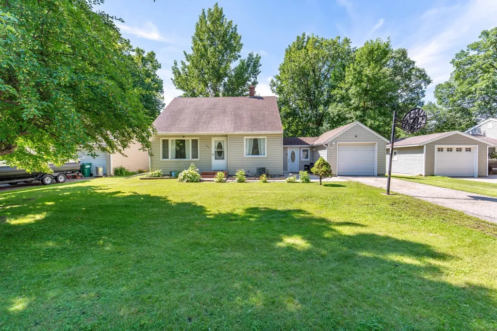504 1st Avenue SE Pelican Rapids MN 56572