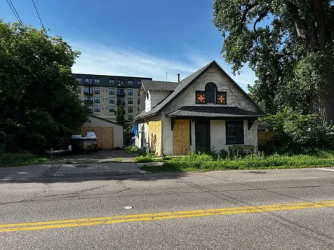 72 Lowry Avenue NE Minneapolis MN 55418